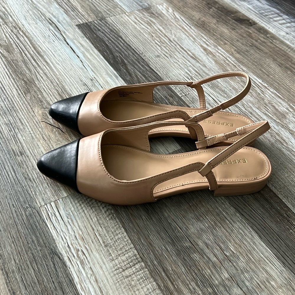 Cap toe flats